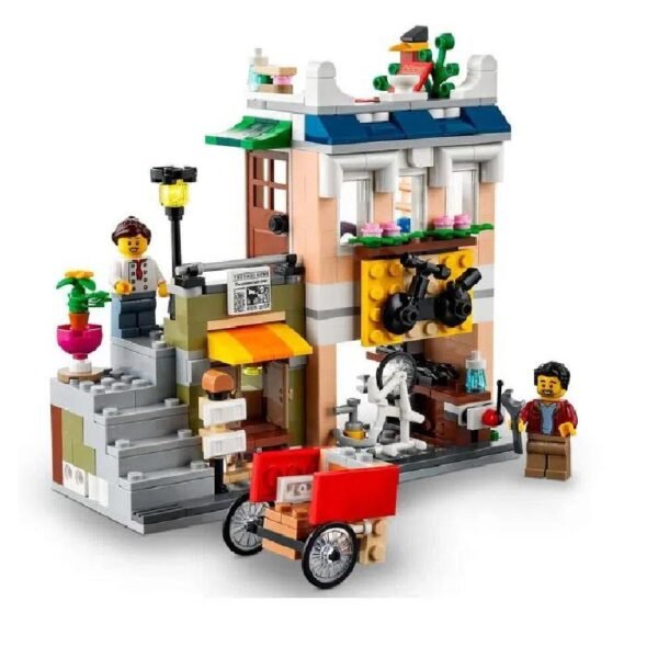 Lego Creator 3 em 1 - Loja de Macarrão do Centro 31131 - Image 3
