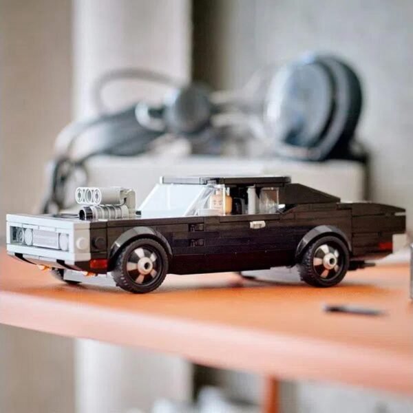 Lego Speed 1970 Dodge Charger R/T Velozes Furiosos 76912 - Imagem 5