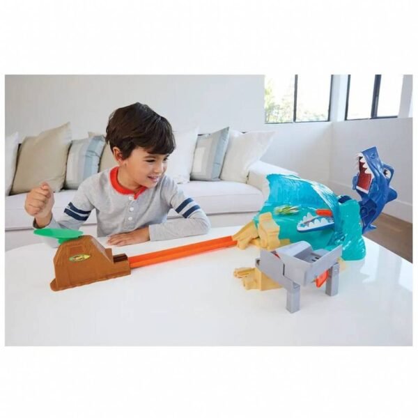 Hot Wheels Pista Batalha Na Praia do Tubarao Mattel FNB21 - Imagem 2