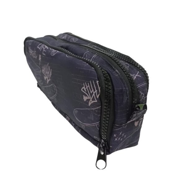 Estojo Escolar Daterra Nylon Triplo Skate Preto - Imagem 2