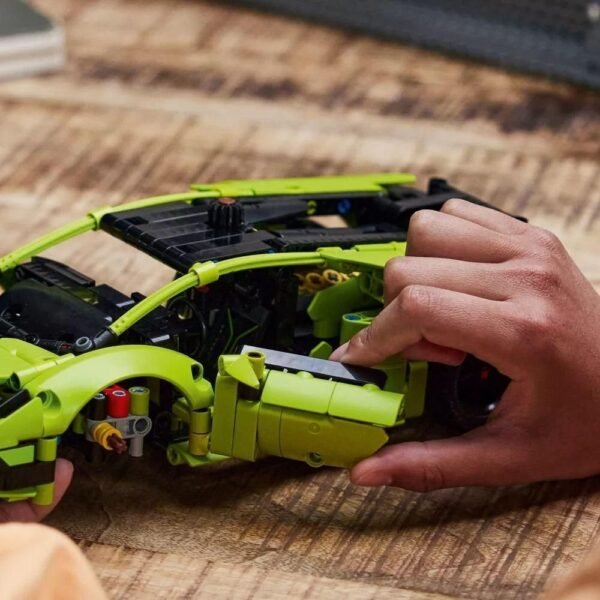 Lego Technic Lamborghini Huracan Tecnica 806 Pecas 42161 - Imagem 6